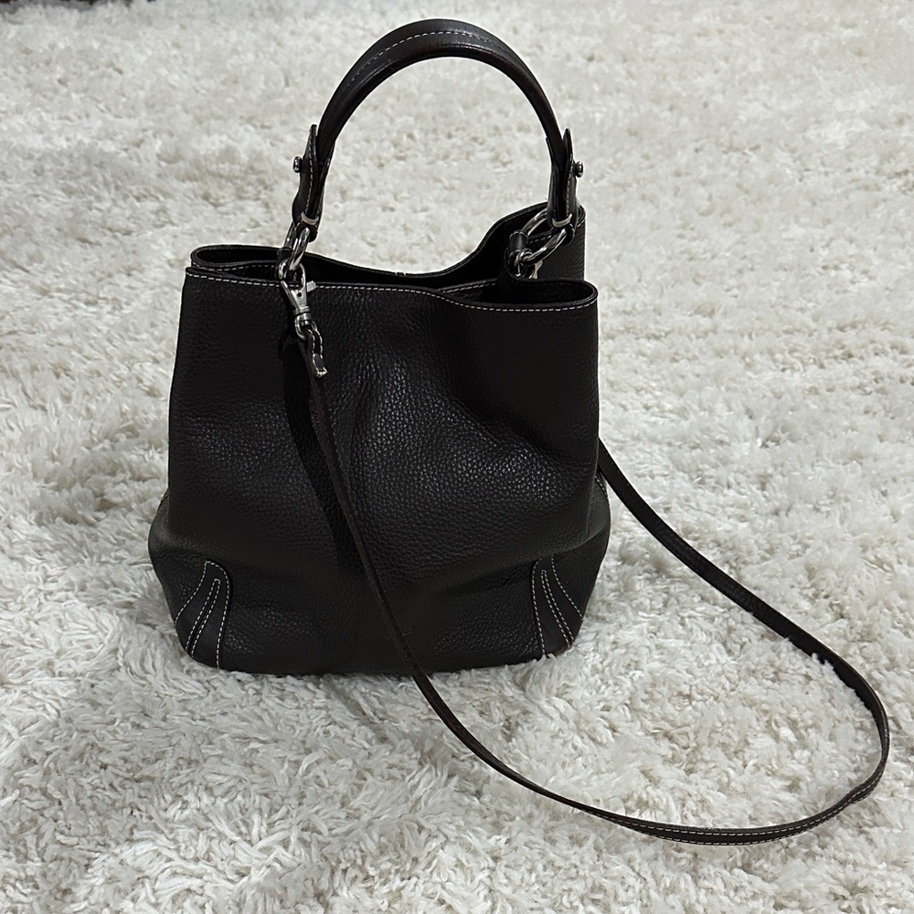 PUNTOTRES Pebble-Grain Dark Brown Spanish 
Leather Bucket Bag, Top Handle